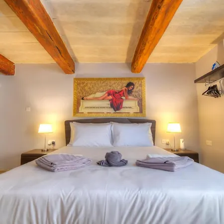 Romantic And Historical Maisonette In The Center Of Mbal1-1 * Βαλέτα