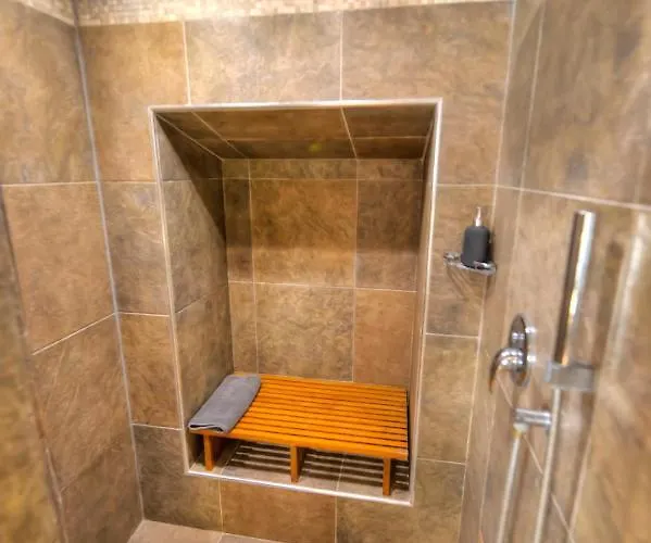 Σπίτι διακοπών Romantic And Historical Maisonette In The Center Of Mbal1-1 *